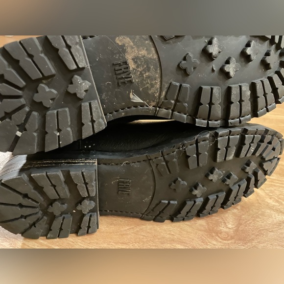 Frye Natalie mid shearling lined leather winter boot size 8 - Picture 5 of 5